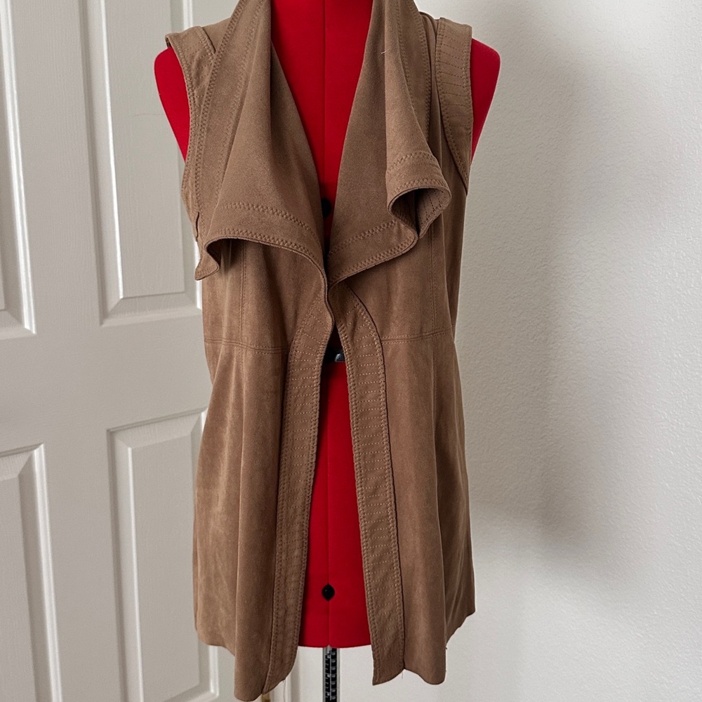 MARINA Tan Open-Front Vest